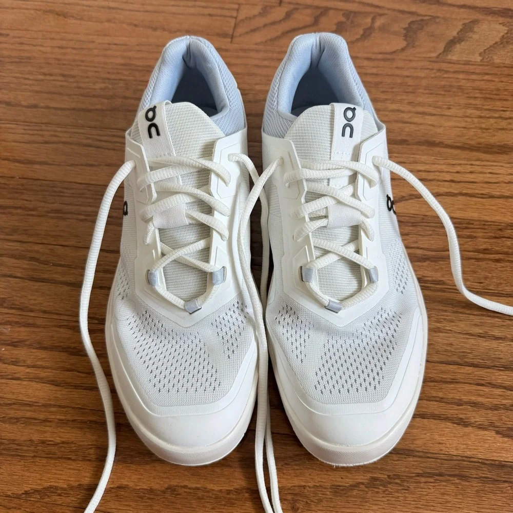 On Running White Sneakers - Picture 2 of 9